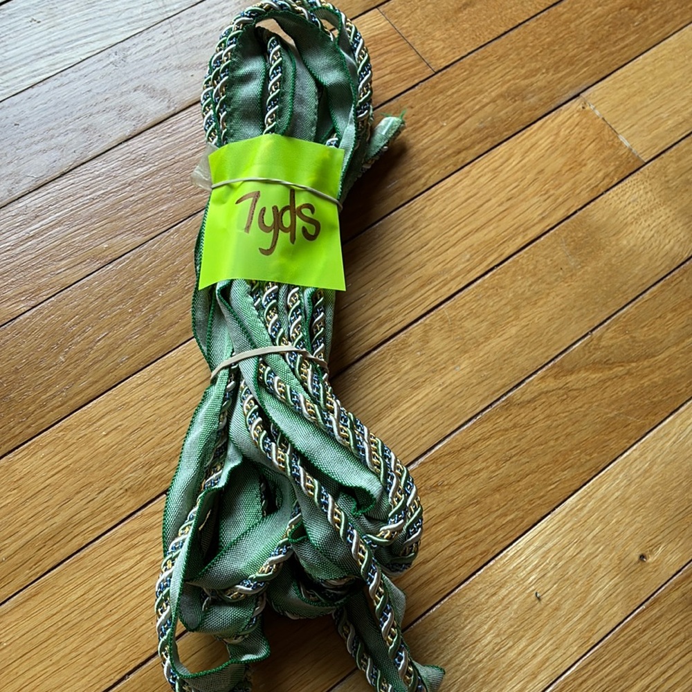 20 Yards Drapery Trim & Cushion Cording - Picture 7 of 12